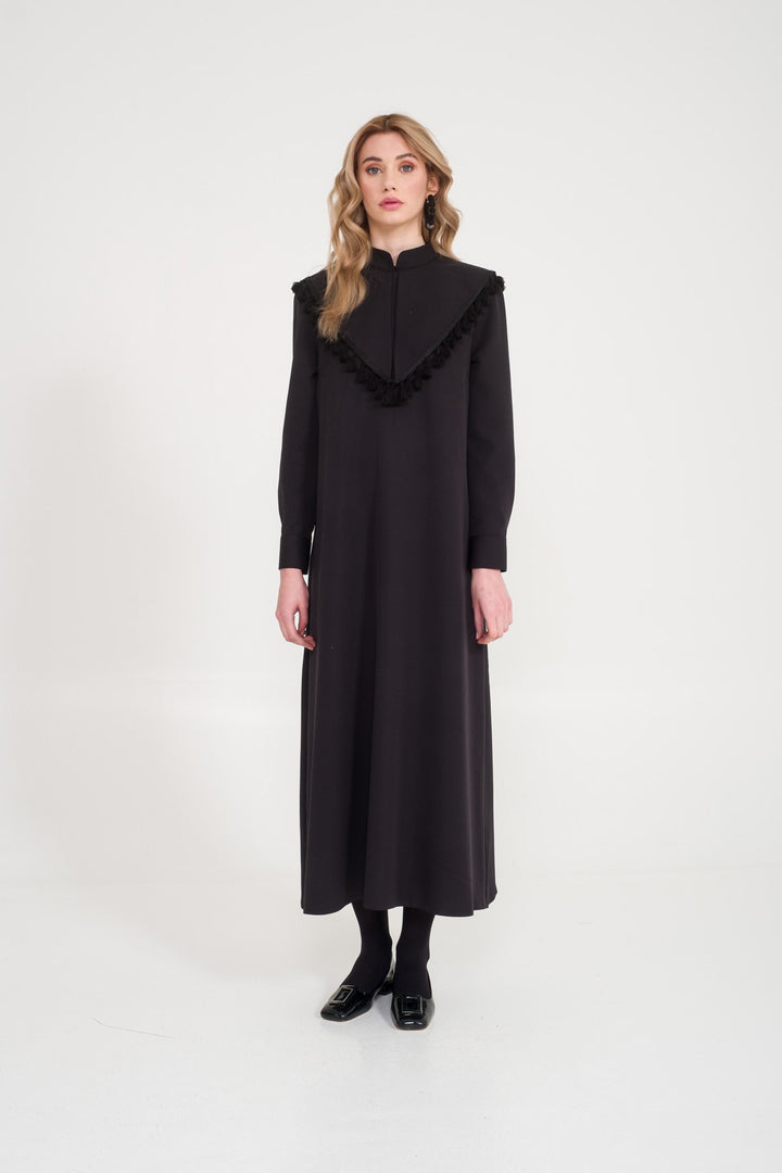 Isabel Yaka Detaylı Kuşaklı Elbise Siyah